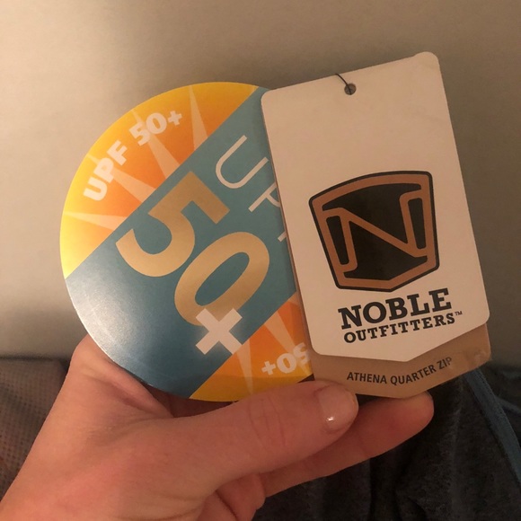 Awesome half zip - Picture 5 of 6